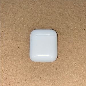 Apple AirPods with Charging case